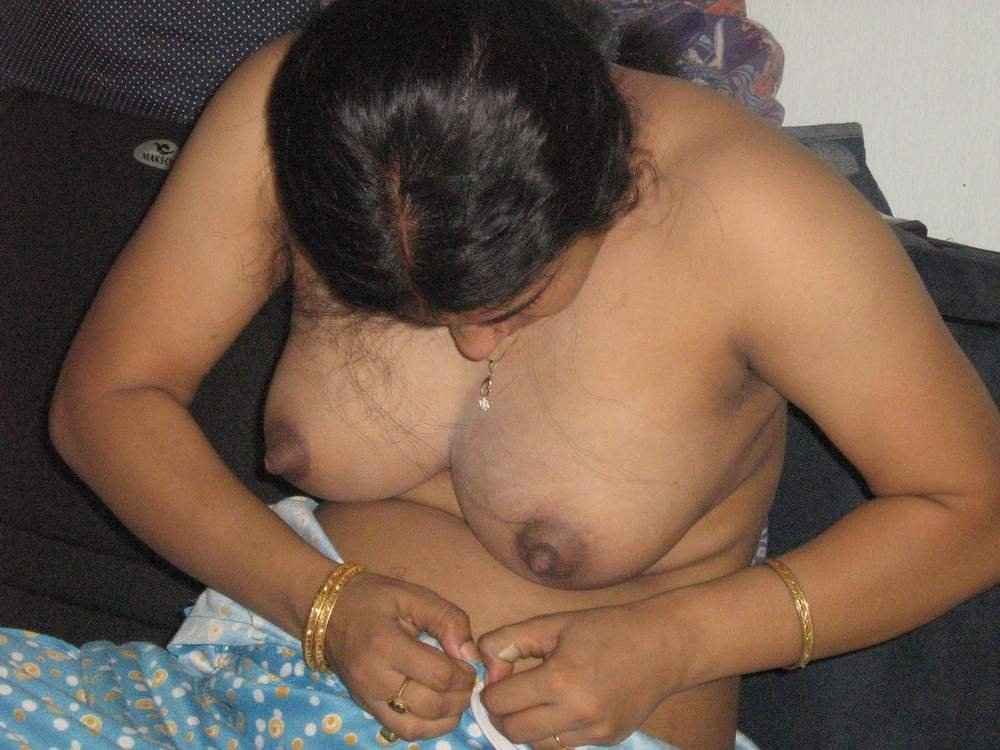 Aunty boobs