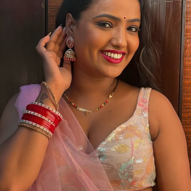 shyna khatri sex
